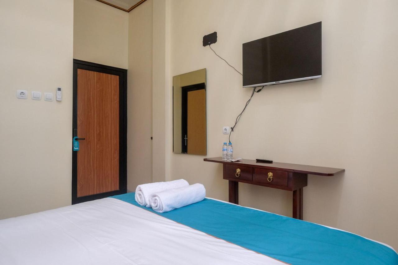 Sans Hotel Kumbang Yogyakarta By Reddoorz Eksteriør bilde
