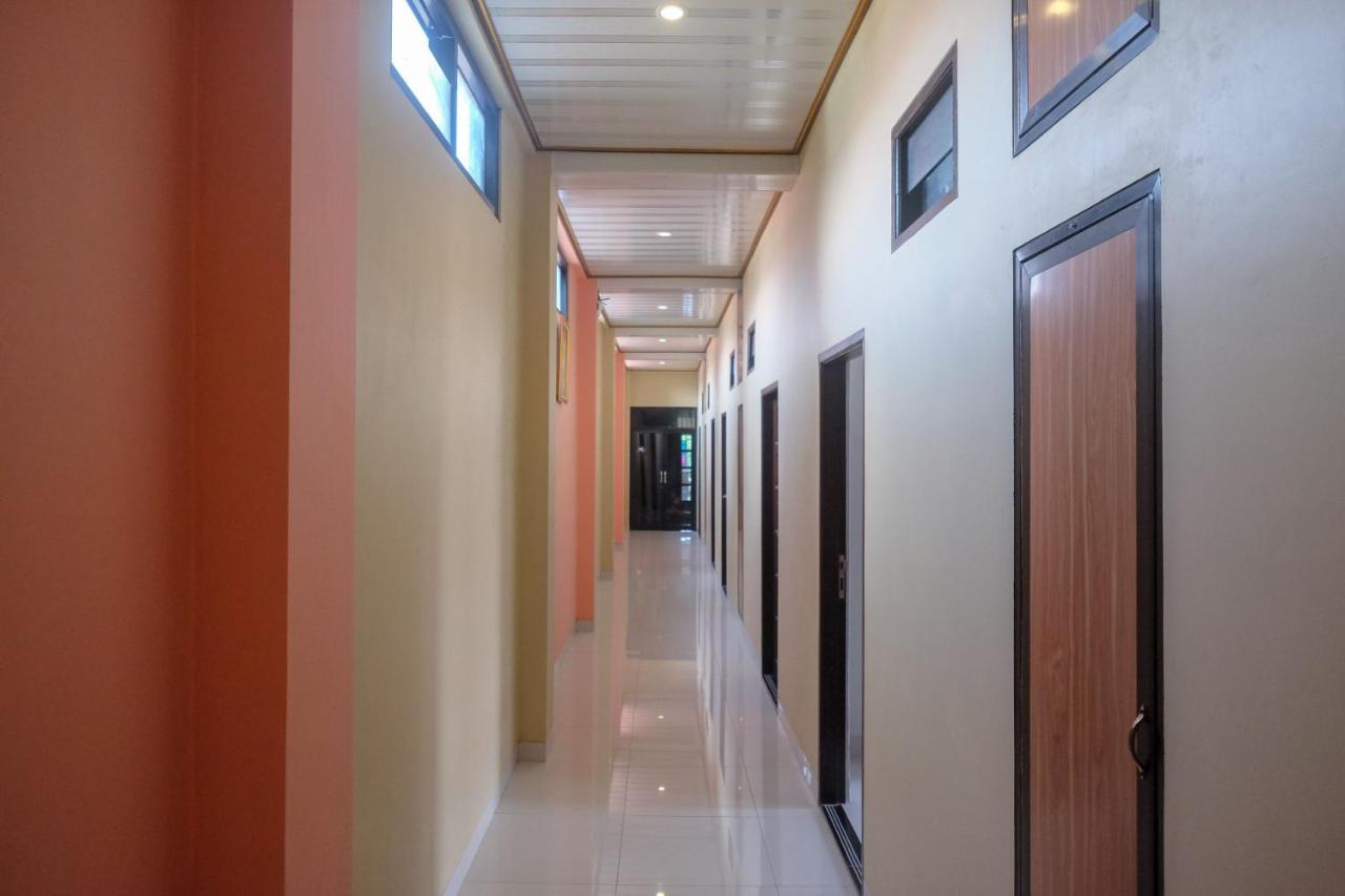 Sans Hotel Kumbang Yogyakarta By Reddoorz Eksteriør bilde