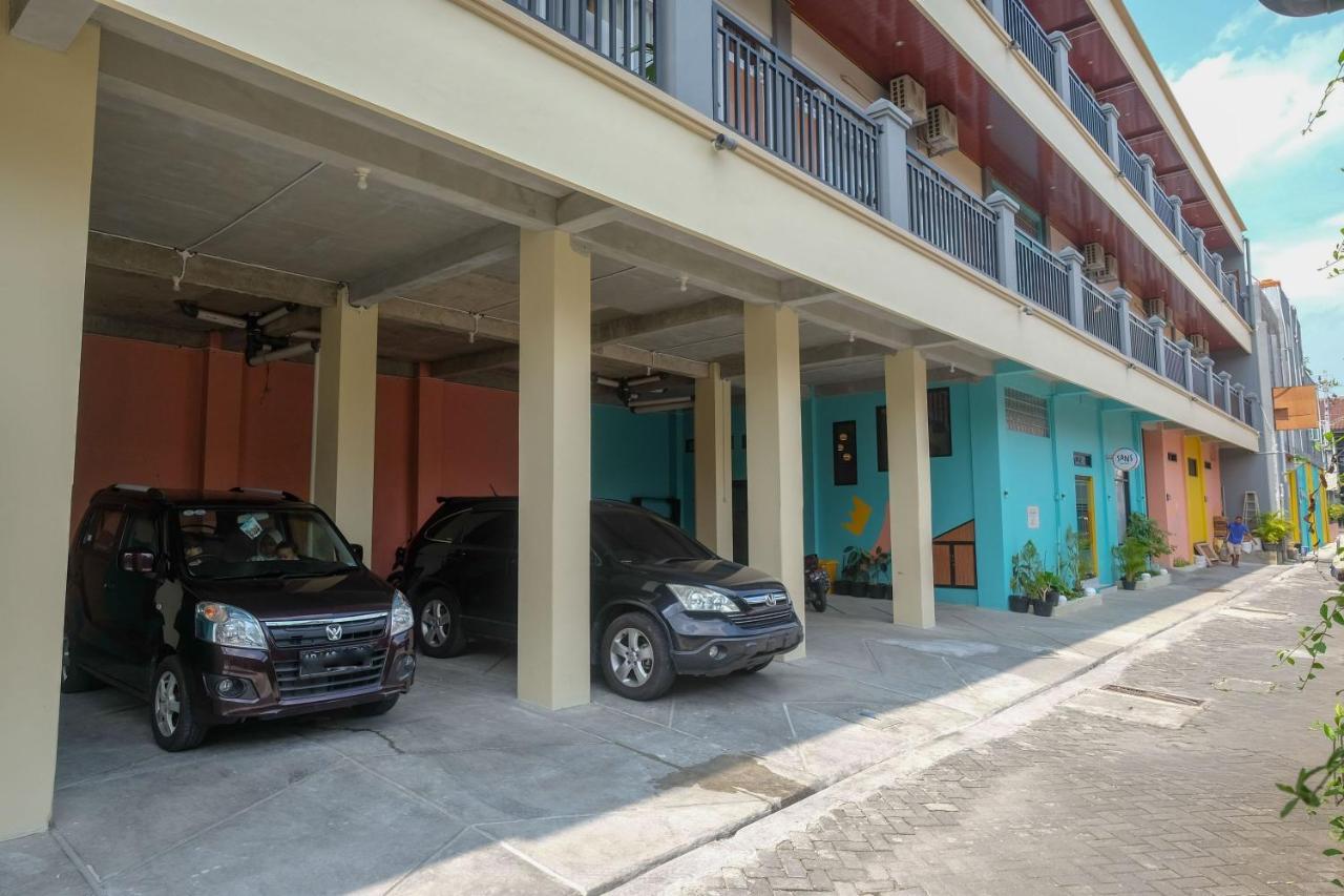 Sans Hotel Kumbang Yogyakarta By Reddoorz Eksteriør bilde