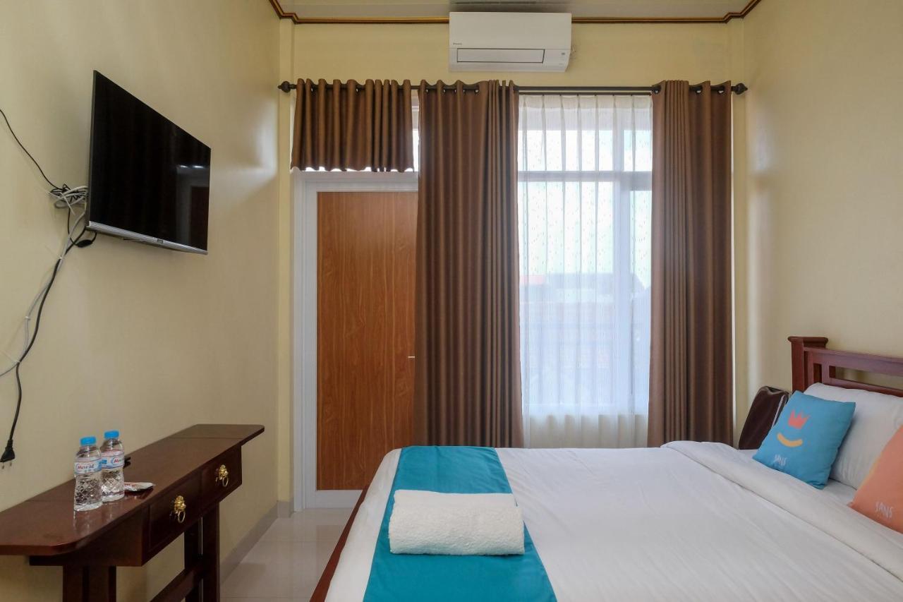 Sans Hotel Kumbang Yogyakarta By Reddoorz Eksteriør bilde