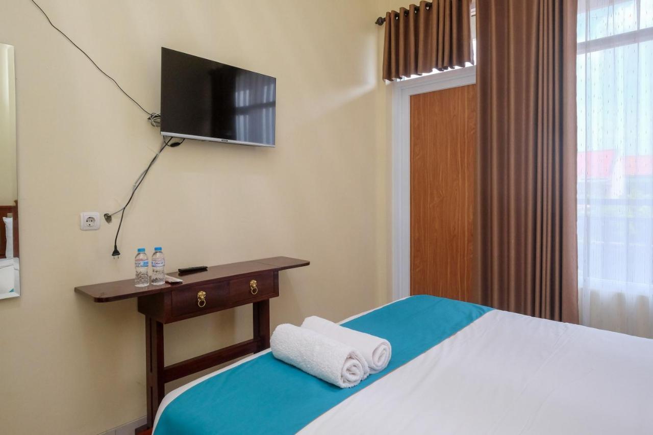 Sans Hotel Kumbang Yogyakarta By Reddoorz Eksteriør bilde