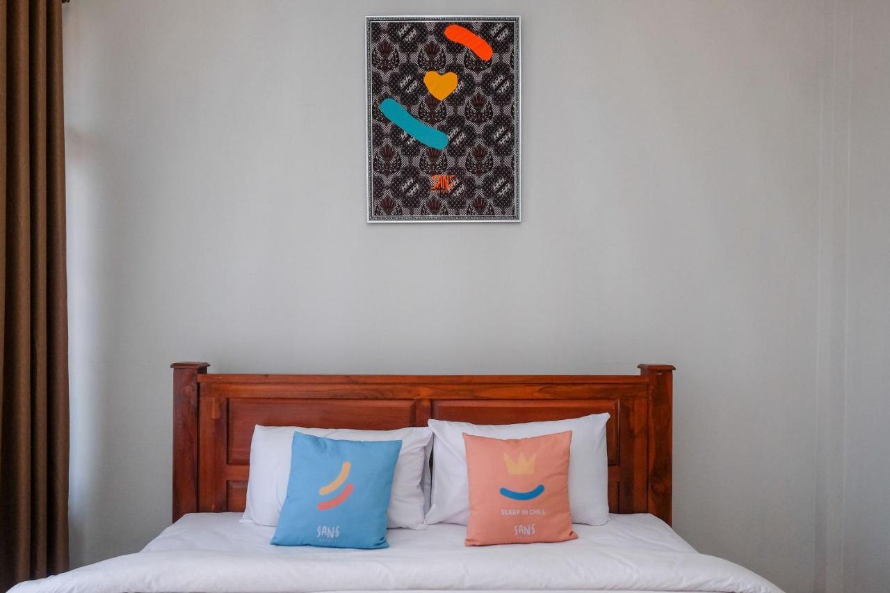 Sans Hotel Kumbang Yogyakarta By Reddoorz Eksteriør bilde