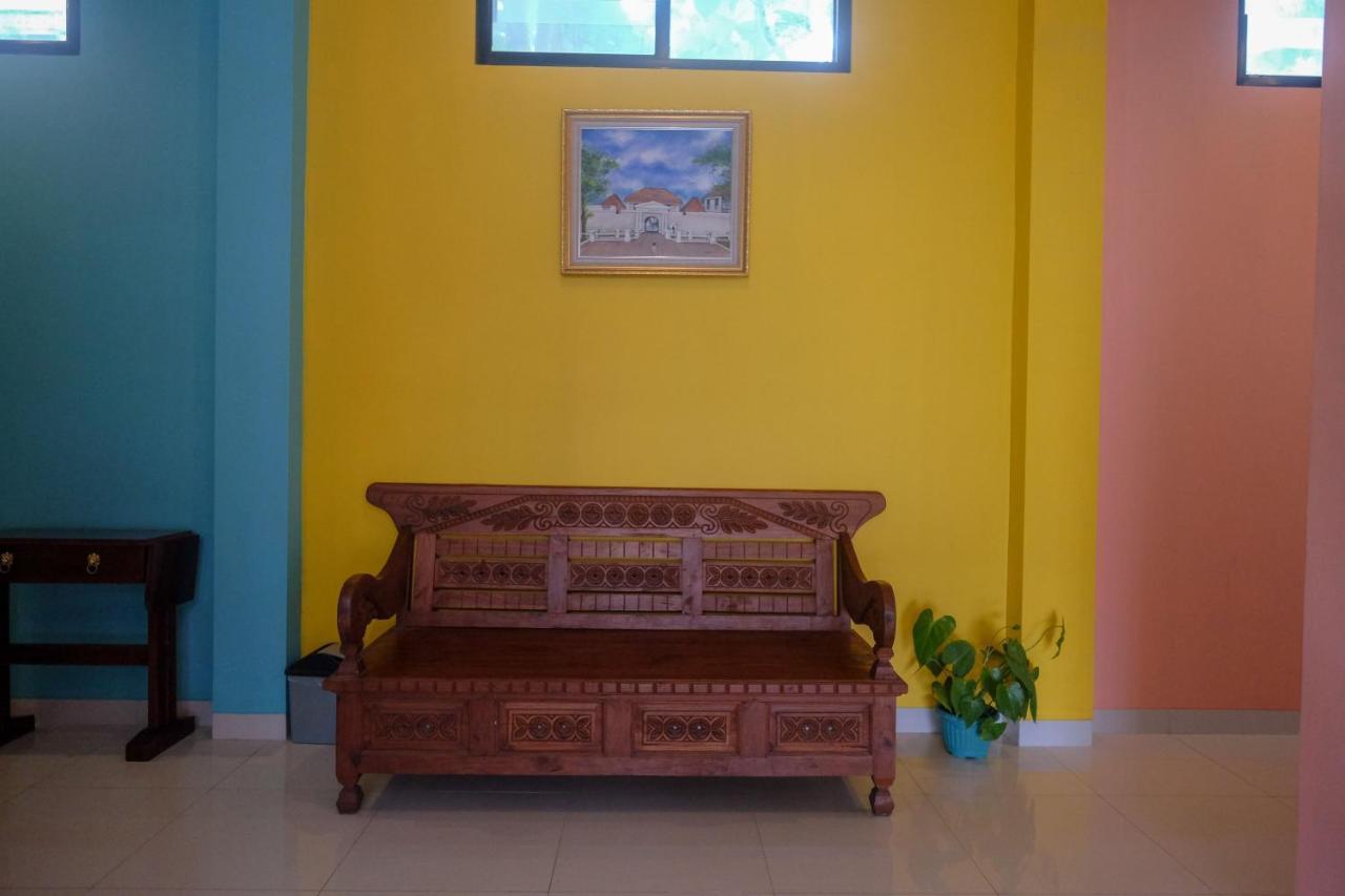 Sans Hotel Kumbang Yogyakarta By Reddoorz Eksteriør bilde